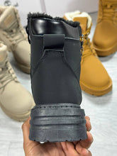 Load image into Gallery viewer, Shoes