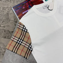 Load image into Gallery viewer, Tshirt
