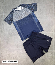 Load image into Gallery viewer, T-shirt