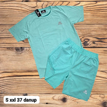 Load image into Gallery viewer, Tshirt