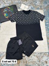 Load image into Gallery viewer, Tshirt