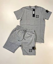 Load image into Gallery viewer, Tshirt