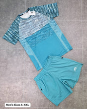 Load image into Gallery viewer, T-shirt