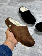Load image into Gallery viewer, Slipper
