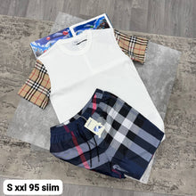 Load image into Gallery viewer, Tshirt