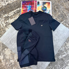 Load image into Gallery viewer, Tshirt