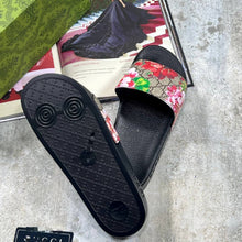 Load image into Gallery viewer, Slipper