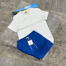 Load image into Gallery viewer, Tshirt
