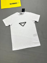 Load image into Gallery viewer, Tshirt