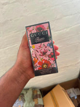 Load image into Gallery viewer, Perfume