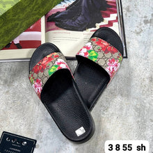 Load image into Gallery viewer, Slipper