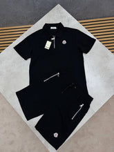 Load image into Gallery viewer, T-shirt