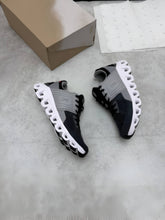 Load image into Gallery viewer, Shoes men
