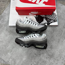 Load image into Gallery viewer, Shoes
