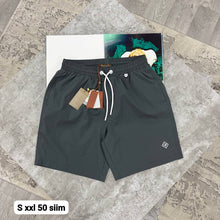 Load image into Gallery viewer, Short