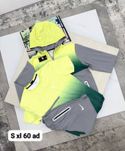 Load image into Gallery viewer, T-shirt