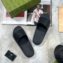 Load image into Gallery viewer, Slipper