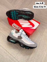 Load image into Gallery viewer, Shoes