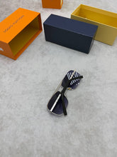 Load image into Gallery viewer, Sunglass