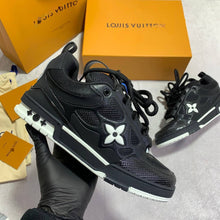 Load image into Gallery viewer, Shoes