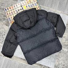 Load image into Gallery viewer, Jacket