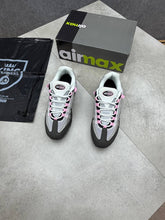 Load image into Gallery viewer, Shoes