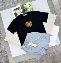 Load image into Gallery viewer, T-shirt