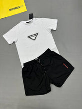 Load image into Gallery viewer, Tshirt