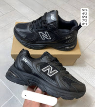 Load image into Gallery viewer, Shoes