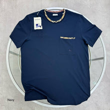 Load image into Gallery viewer, T-shirt