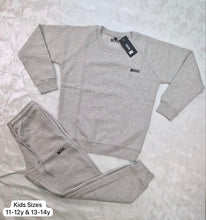 Load image into Gallery viewer, Tracksuit