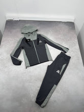 Load image into Gallery viewer, Tracksuit boy