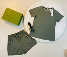 Load image into Gallery viewer, Tshirt