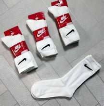 Load image into Gallery viewer, Socks