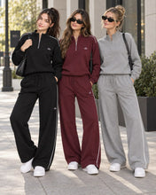 Load image into Gallery viewer, Tracksuit