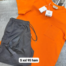 Load image into Gallery viewer, Tshirt