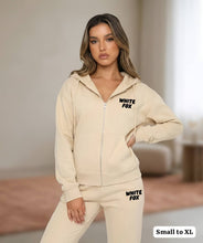 Load image into Gallery viewer, Tracksuit women