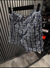 Load image into Gallery viewer, Tshirt