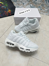 Load image into Gallery viewer, Shoes