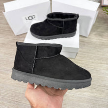 Load image into Gallery viewer, Shoes