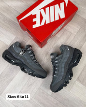 Load image into Gallery viewer, Shoes
