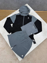 Load image into Gallery viewer, T-shirt