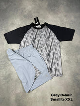 Load image into Gallery viewer, Tshirt