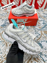 Load image into Gallery viewer, Shoes women