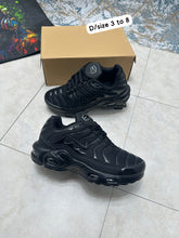 Load image into Gallery viewer, Shoes