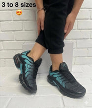 Load image into Gallery viewer, Shoes