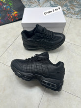 Load image into Gallery viewer, Shoes
