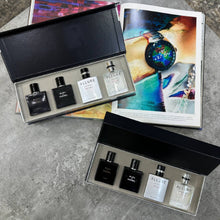 Load image into Gallery viewer, Perfume