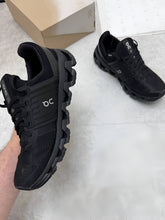 Load image into Gallery viewer, Shoes men