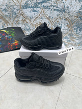 Load image into Gallery viewer, Shoes
